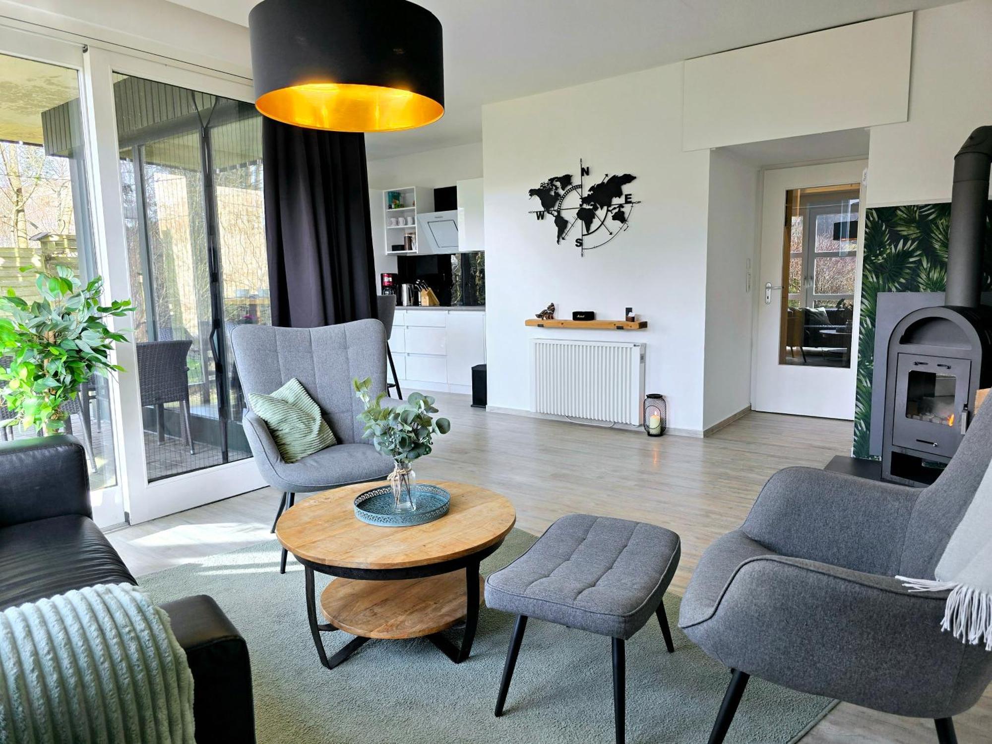 Ferienwohnung Fuchsbau Mit Kamin & Terrasse & Hunde Winterberg Exteriér fotografie